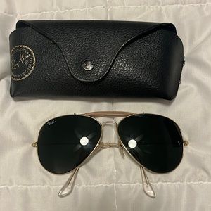 Ray Ban Aviators- black lens with pink embellishment